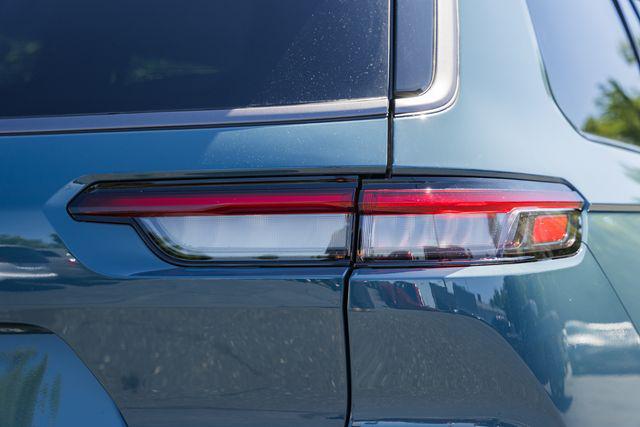 2026 Jeep Grand Cherokee L Summit 4x4