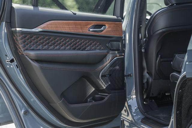 2026 Jeep Grand Cherokee L Summit 4x4