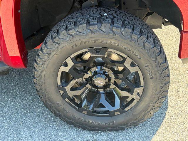 2021 GMC Sierra 1500 4WD Crew Cab Short Box AT4