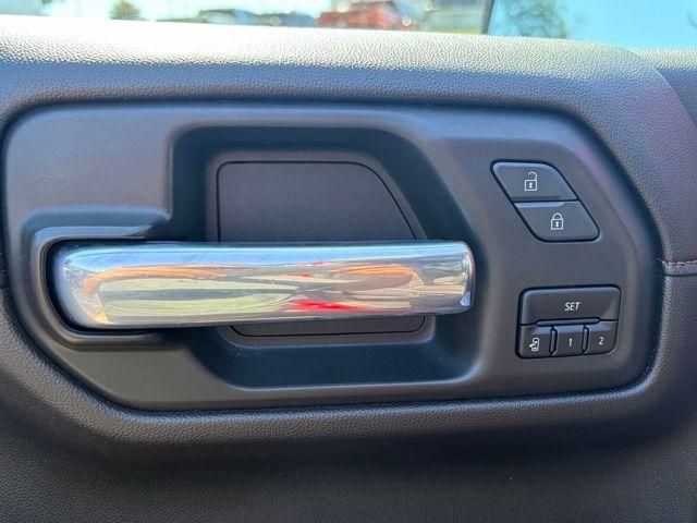 2021 GMC Sierra 1500 4WD Crew Cab Short Box AT4