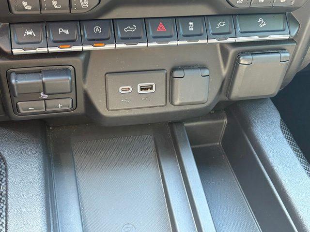 2021 GMC Sierra 1500 4WD Crew Cab Short Box AT4