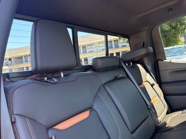 2021 GMC Sierra 1500 4WD Crew Cab Short Box AT4