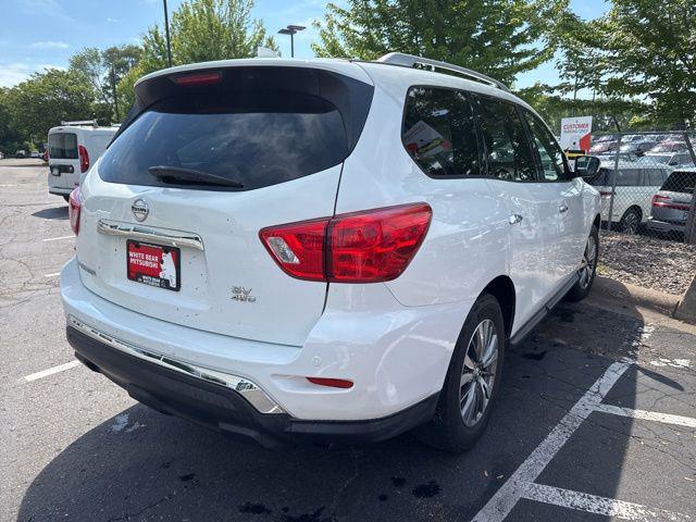 2019 Nissan Pathfinder SV