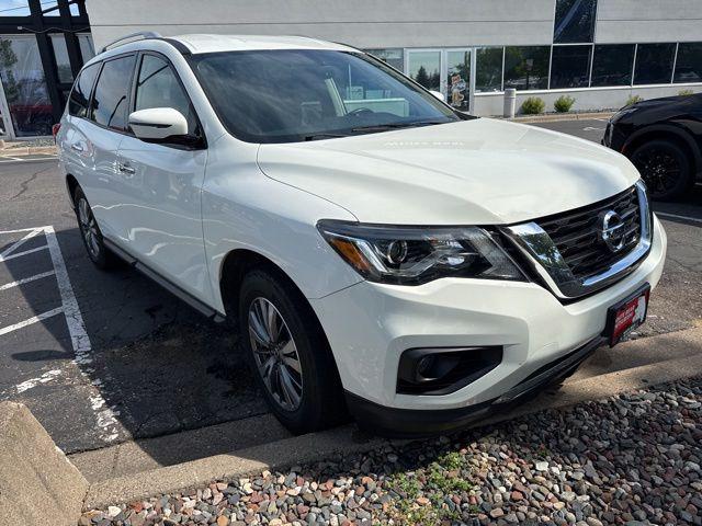 2019 Nissan Pathfinder SV