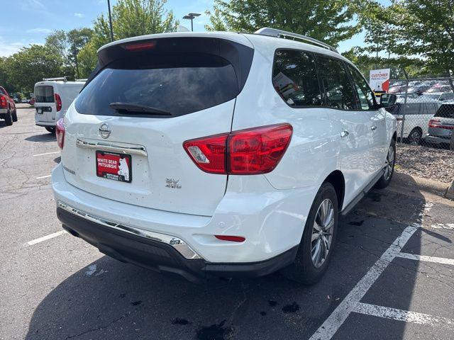 2019 Nissan Pathfinder SV
