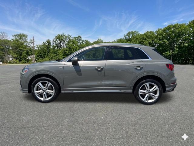 2021 Audi Q3 Premium Plus 45 TFSI S line quattro Tiptronic