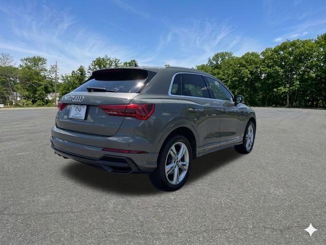 2021 Audi Q3 Premium Plus 45 TFSI S line quattro Tiptronic