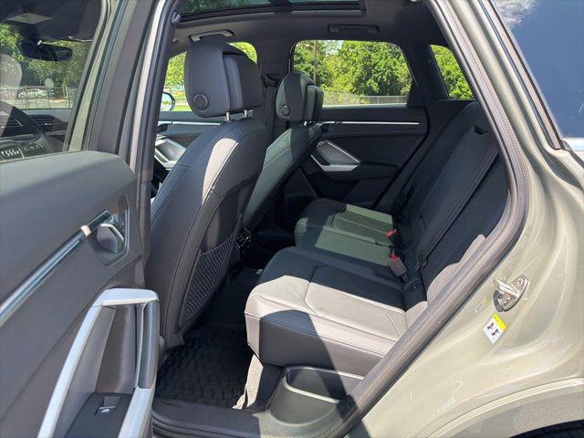 2021 Audi Q3 Premium Plus 45 TFSI S line quattro Tiptronic