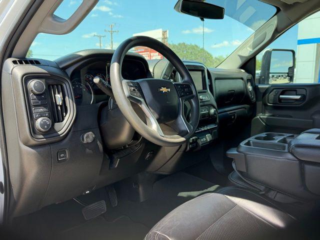 2021 Chevrolet Silverado 2500HD 4WD Crew Cab Standard Bed Custom