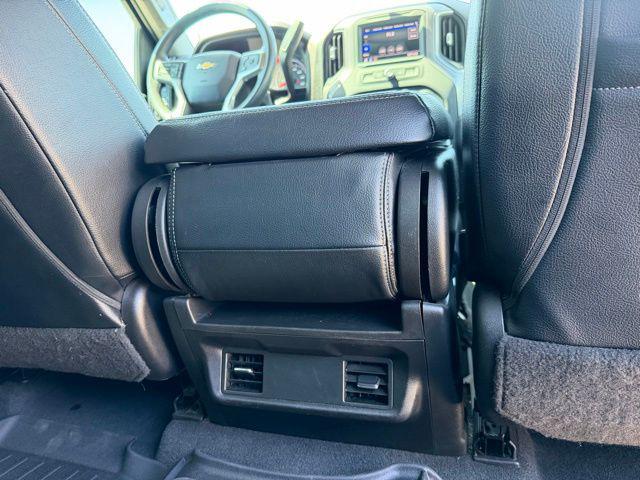 2021 Chevrolet Silverado 2500HD 4WD Crew Cab Standard Bed Custom