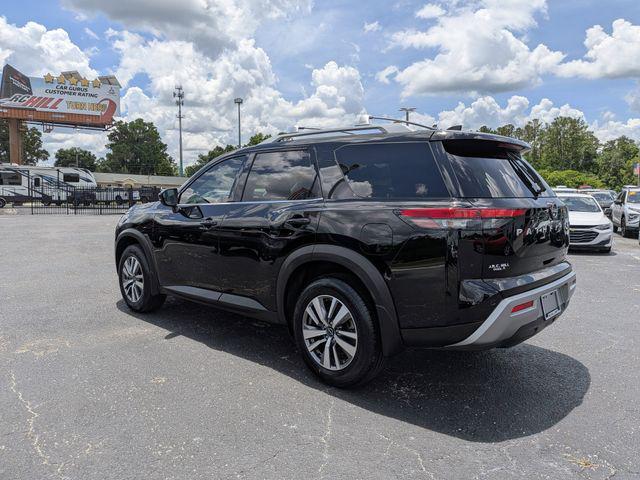 2023 Nissan Pathfinder SL 4WD