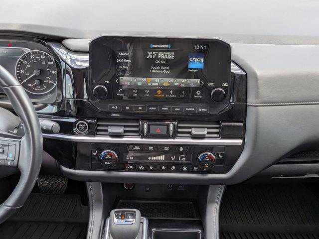 2023 Nissan Pathfinder SL 4WD