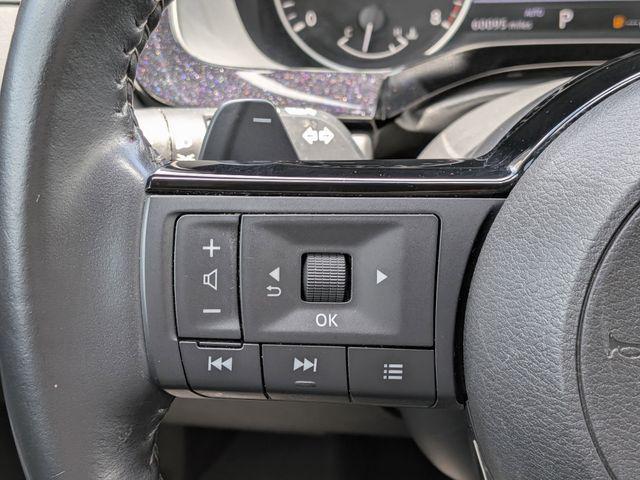2023 Nissan Pathfinder SL 4WD