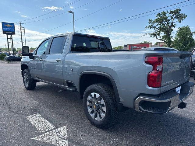 2026 Chevrolet Silverado 2500HD Crew Cab, Standard Bed, LT, 4WD
