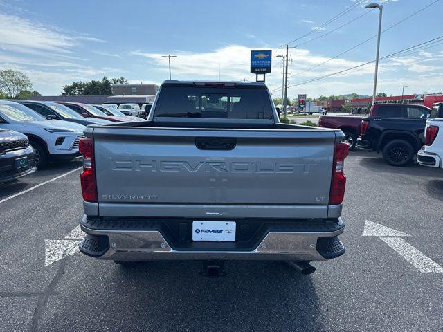 2026 Chevrolet Silverado 2500HD Crew Cab, Standard Bed, LT, 4WD