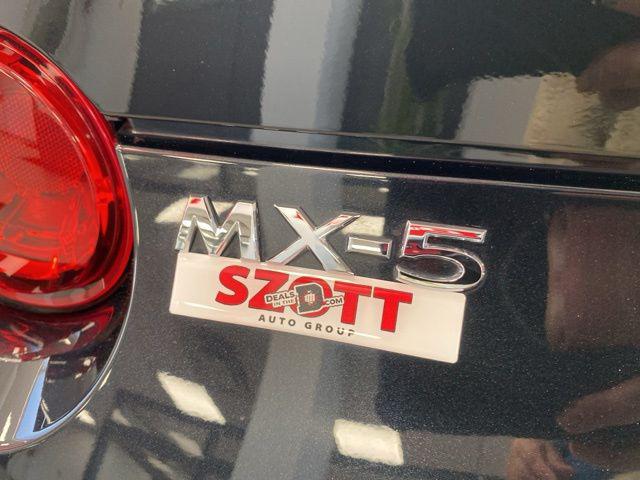 2021 Mazda MX-5 Miata RF Grand Touring