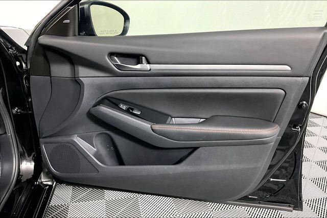 Used 2024 Nissan Altima SR FWD For Sale in Olive Branch, MS