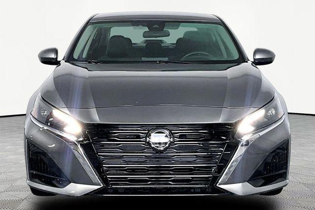 Used 2023 Nissan Altima SV FWD For Sale in Olive Branch, MS