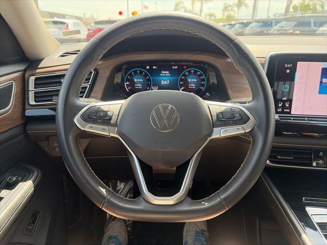 2024 Volkswagen Atlas 2.0T SE w/Technology