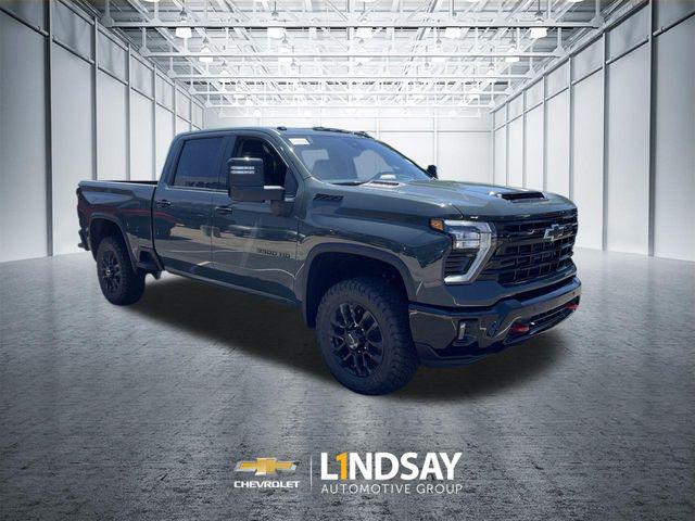 2026 Chevrolet Silverado 3500HD Crew Cab, Standard Bed, LTZ, 4WD