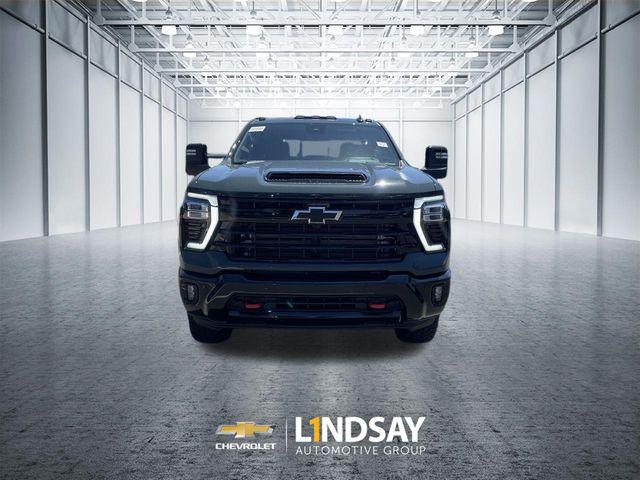2026 Chevrolet Silverado 3500HD Crew Cab, Standard Bed, LTZ, 4WD