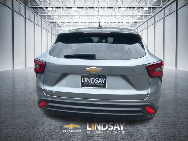 2026 Chevrolet Trax FWD LS
