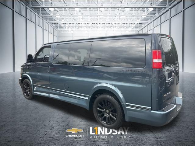2021 Chevrolet Express Passenger RWD 2500 Regular Wheelbase LS