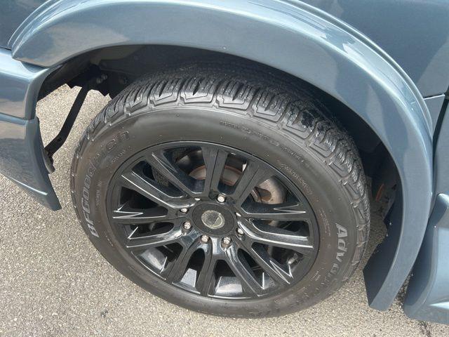 2021 Chevrolet Express Passenger RWD 2500 Regular Wheelbase LS