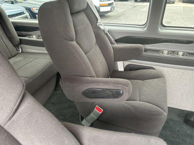 2021 Chevrolet Express Passenger RWD 2500 Regular Wheelbase LS