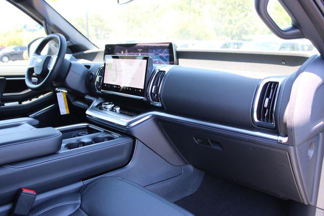 2026 Ford Expedition Max Platinum MAX