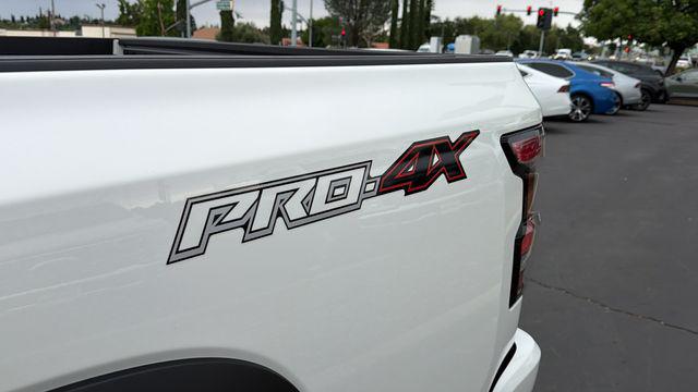 2025 Nissan Frontier Crew Cab PRO-4X 4x4