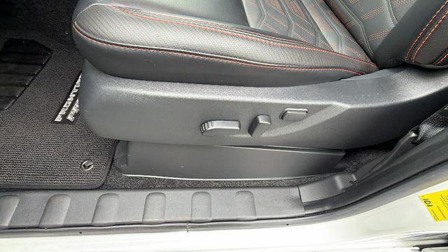 2025 Nissan Frontier Crew Cab PRO-4X 4x4