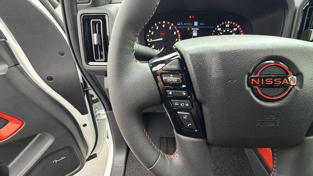 2025 Nissan Frontier Crew Cab PRO-4X 4x4