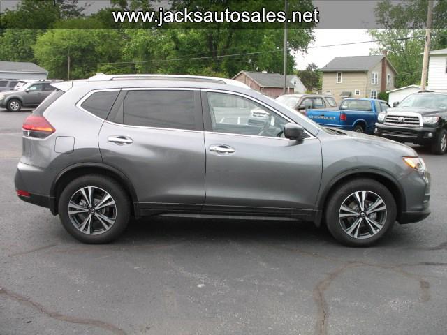 2020 Nissan Rogue SV FWD