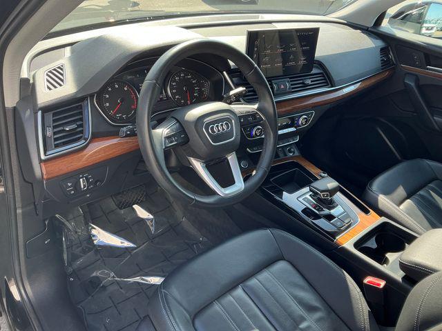 2023 Audi Q5 Premium 40 TFSI quattro S tronic