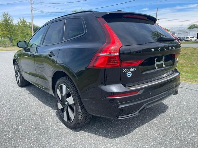 2024 Volvo XC60 Recharge T8 Plus Dark Theme
