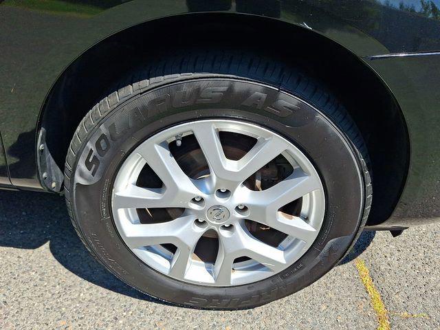 2013 Nissan Rogue SV w/SL Pkg