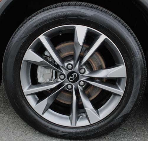 2023 INFINITI QX60 LUXE AWD