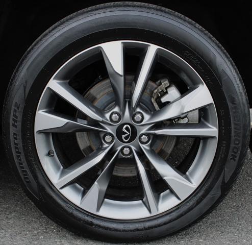 2023 INFINITI QX60 LUXE AWD