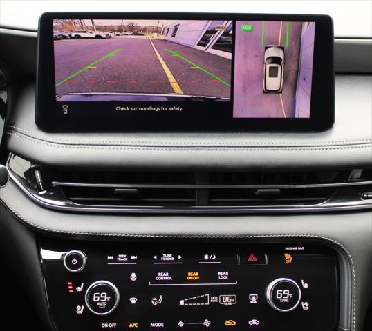 2023 INFINITI QX60 LUXE AWD