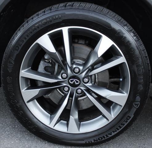 2023 INFINITI QX60 LUXE AWD