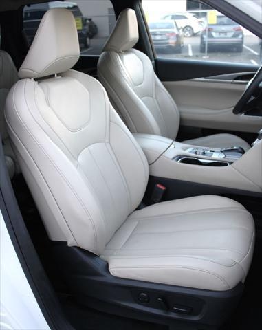 2023 INFINITI QX60 LUXE AWD