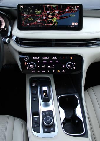 2023 INFINITI QX60 LUXE AWD