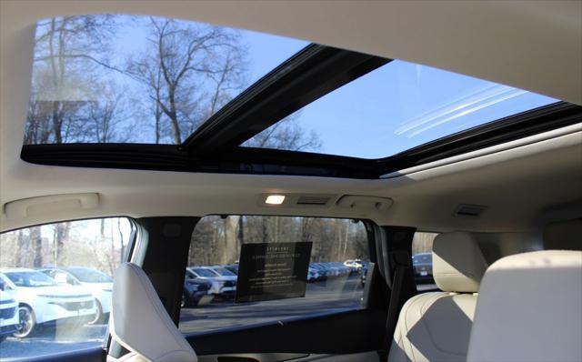 2023 INFINITI QX60 LUXE AWD