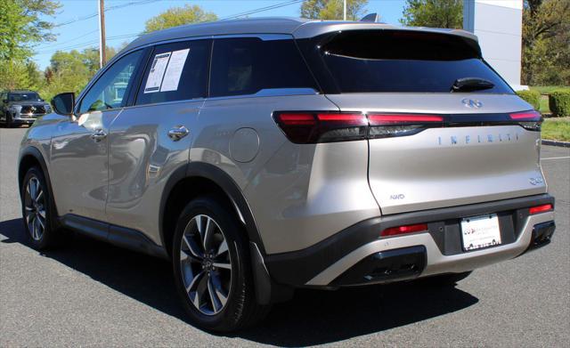 2023 INFINITI QX60 LUXE AWD