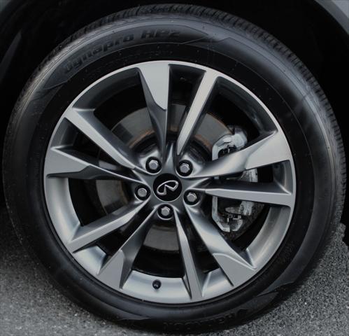 2023 INFINITI QX60 LUXE AWD