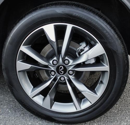 2023 INFINITI QX60 LUXE AWD