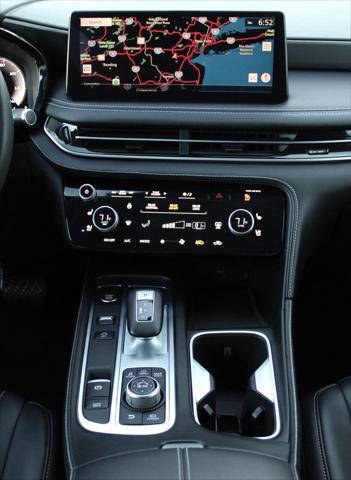 2023 INFINITI QX60 LUXE AWD