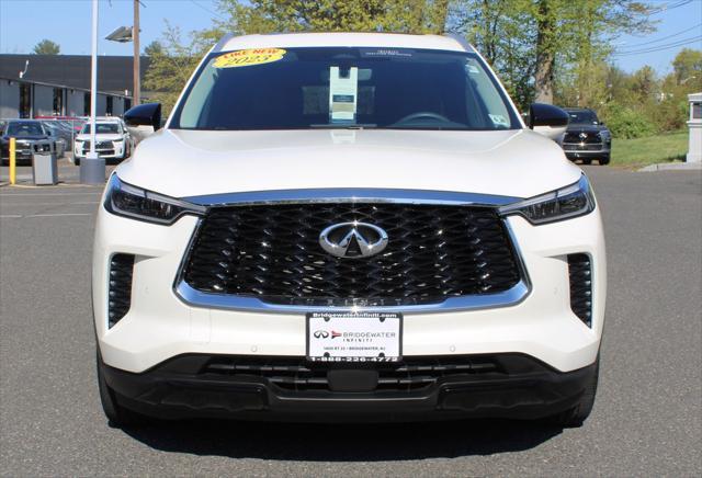 2023 INFINITI QX60 LUXE AWD