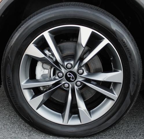 2023 INFINITI QX60 LUXE AWD